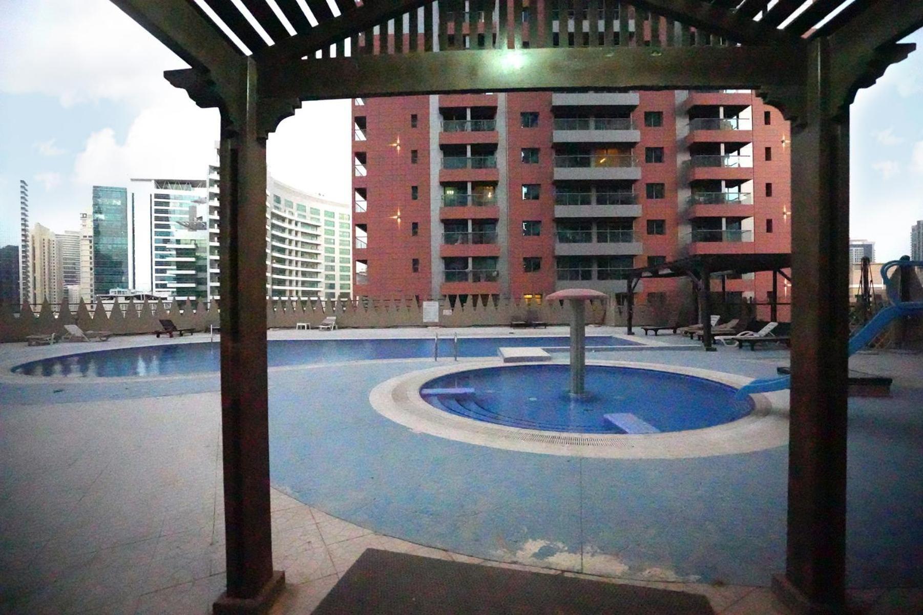 דובאי Horizon View Partition Room In Barsha Heights Near Metro מראה חיצוני תמונה