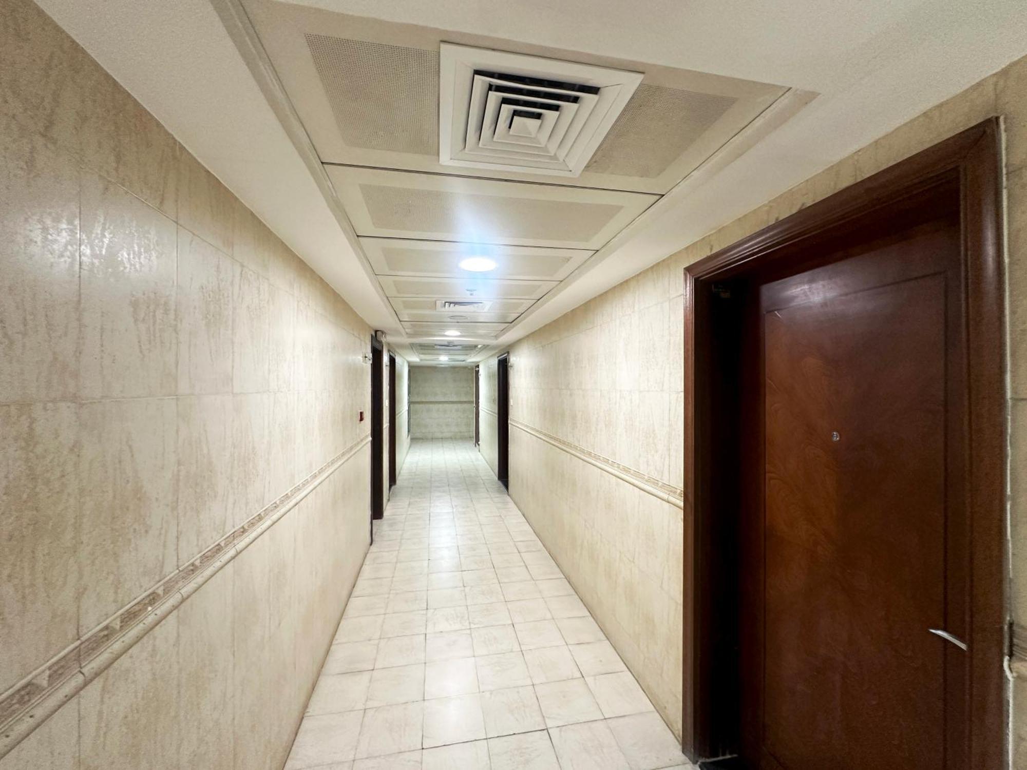 דובאי Horizon View Partition Room In Barsha Heights Near Metro מראה חיצוני תמונה